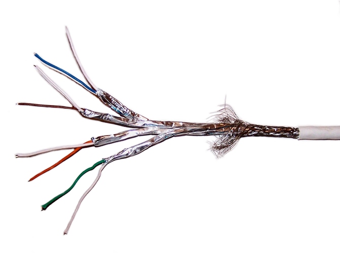 Quel blindage choisir pour les câbles réseau