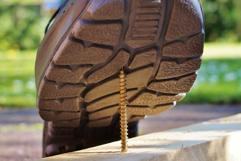 Chaussure de sécurité qui résiste à la perforation 